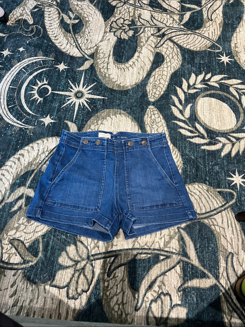 Pilcro Polished Denim Shorts sz 31